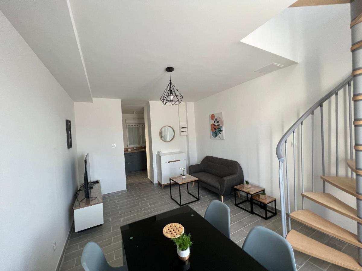 180B - Duplex T2 Tout Confort - Wifi Netflix Le Gond-Pontouvre Kültér fotó